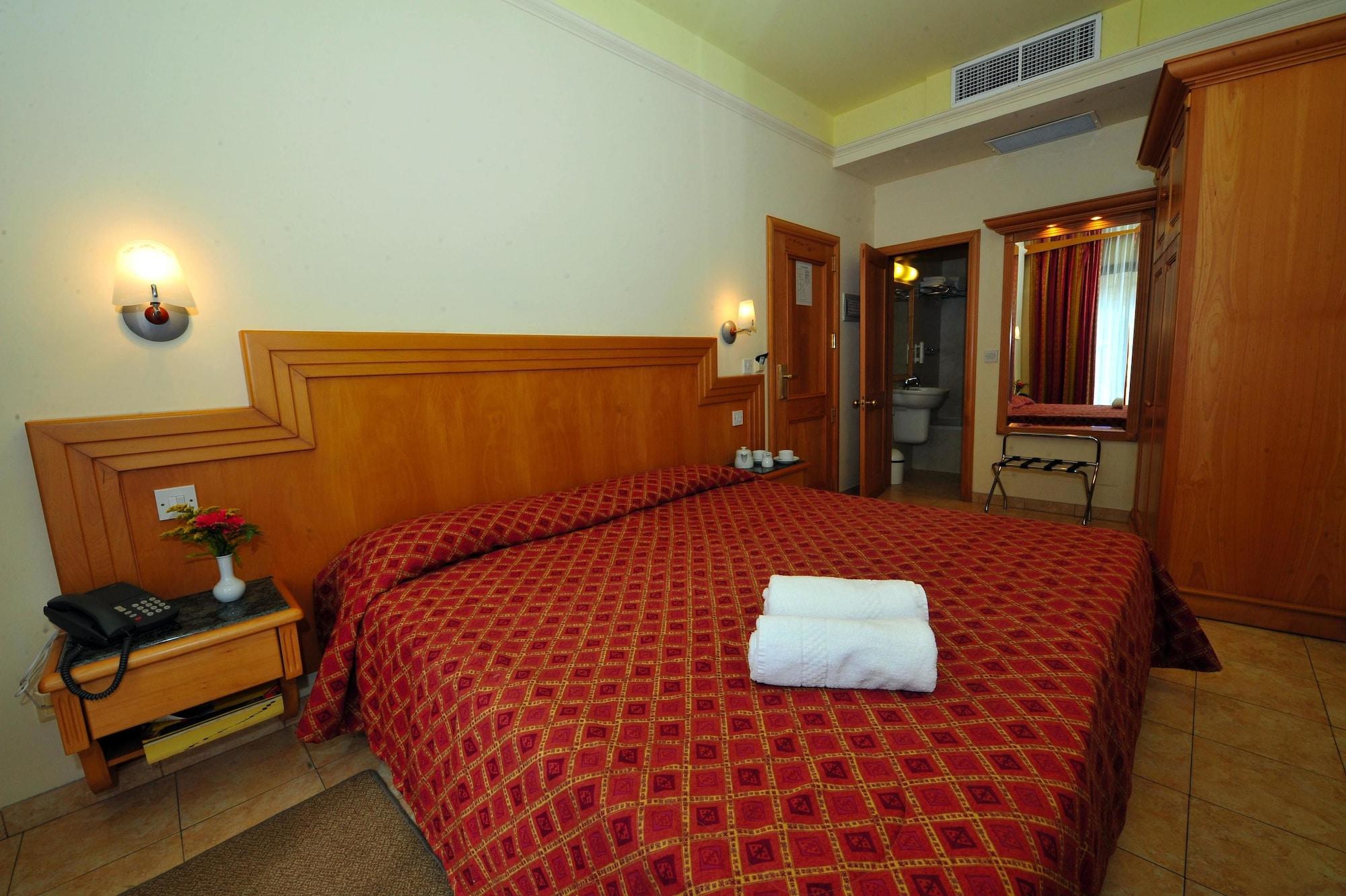 Hotel San Andrea ซเลนดิ ภายนอก รูปภาพ