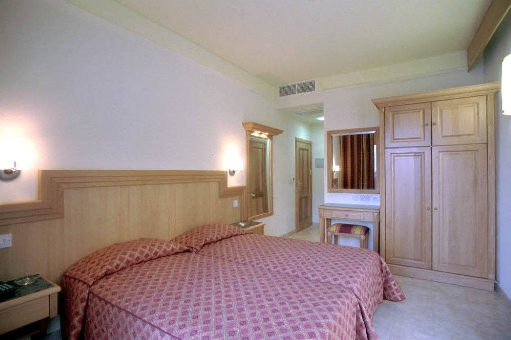 Hotel San Andrea ซเลนดิ ภายนอก รูปภาพ